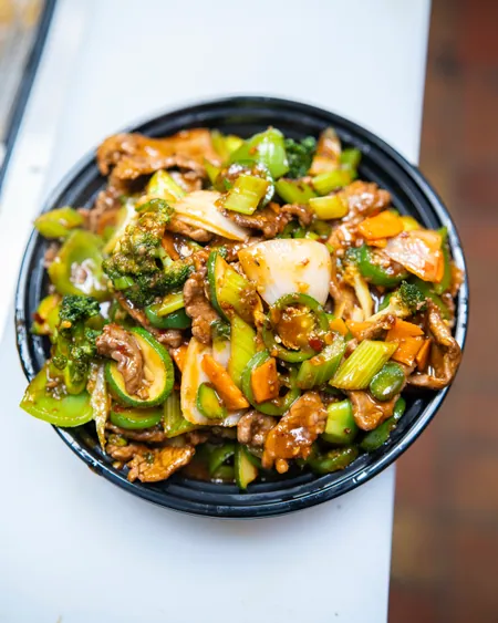 Hunan-style stir fry