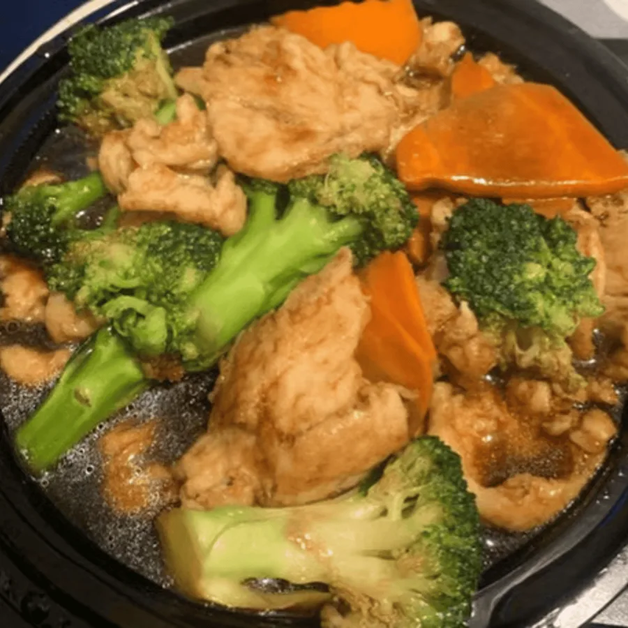 Chicken w.Broccoli in Brown Sauce